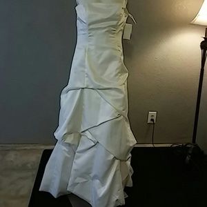 Jessica McClintock wedding dress